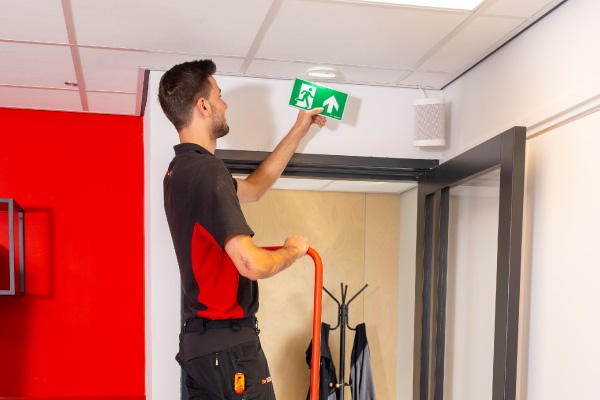Inspectie en onderhoud van noodverlichting